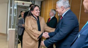 Honduras megvédi magát az USA OAS-nagykövete belpolitikai „beavatkozásával” szemben