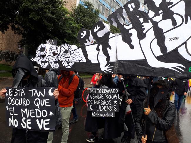 Bogotá, országos sztrájk 2019. november 21-én: „Olyan sötét van, hogy nem látod a félelmet?”