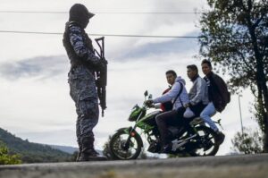 Cherán közössége vigyáz magára: A lakosok őrséget állítottak fel, hogy megvédjék magukat a drogbandáktól