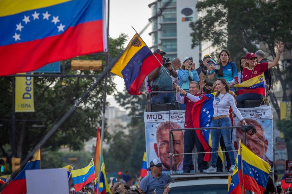 González és Machado a Carabobo állambeli Valenciában