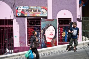 A Biblioteca popular Salvador Allende könyvekkel látja el a környéket