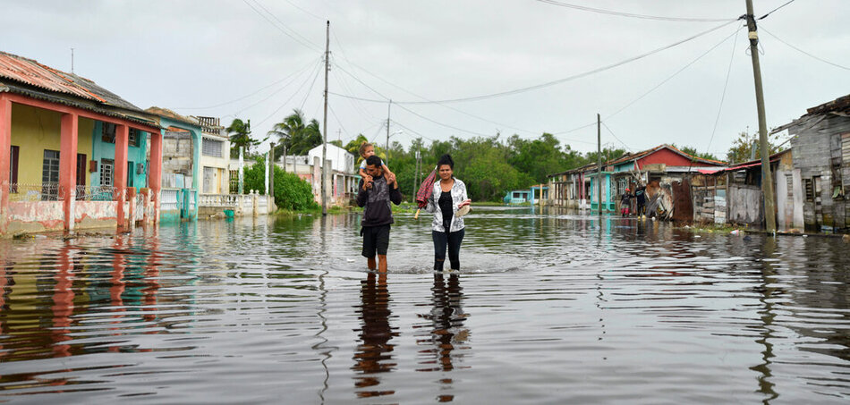 Árvíz a „Rafael” hurrikán után Batabanóban