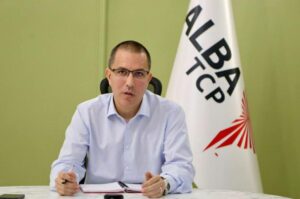 Az Alba ügyvezető titkára, Jorge Arreaza kommentálta az Ortega elleni elfogatóparancsot