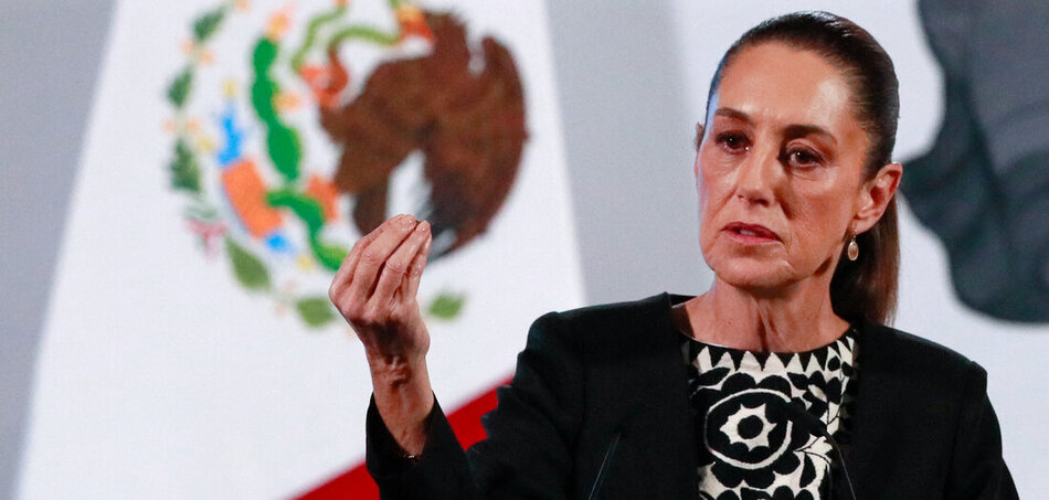 Szakértők az időbeli dollármentesítés bemutatóján