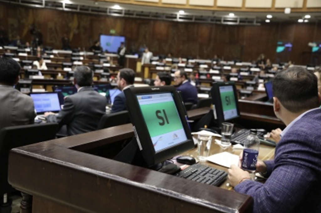 A parlamenti képviselők nagy többsége megszavazta a külföldi hadsereggel kötött megállapodásokat