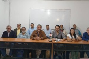 A PCV és néhány kisebb baloldali csoport sajtótájékoztatón jelentette be, hogy nem vesz részt a venezuelai választásokon