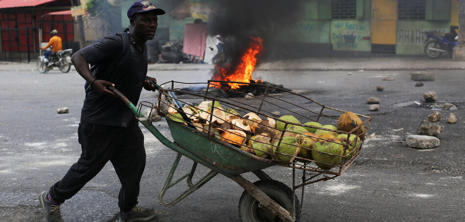 Az Egyesült Államok által Haitin okozott válságot Washington fegyveres erővel kívánja megoldani