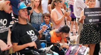 Az argentin képviselőház felülbírálta Milei vétóját