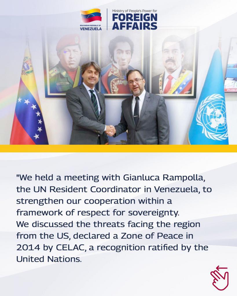 Iván Gil venezuelai külügyminiszter az ENSZ venezuelai képviselőjével, Gianluca Rampollával