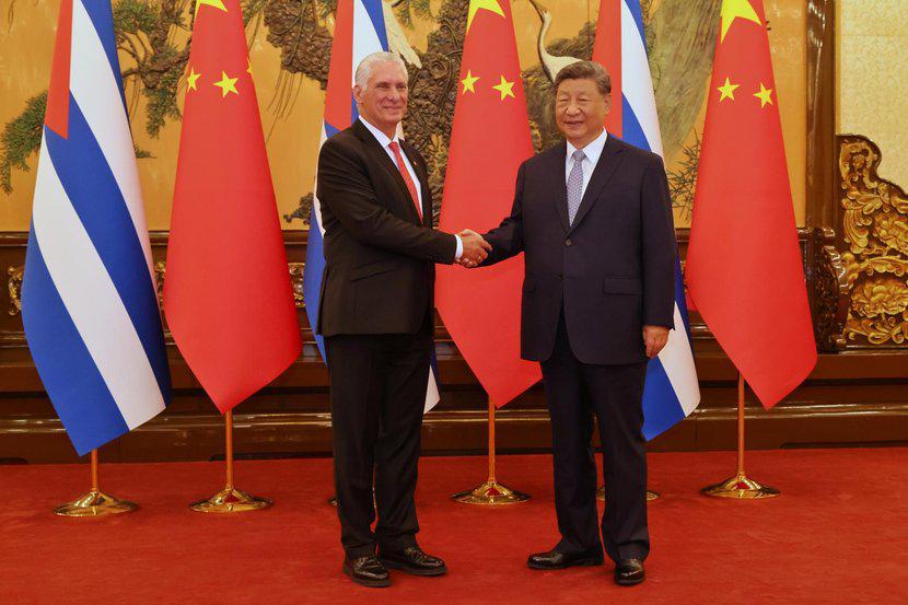 Díaz-Canel találkozója Kína államfőjével, Hszi Csin-pinggel