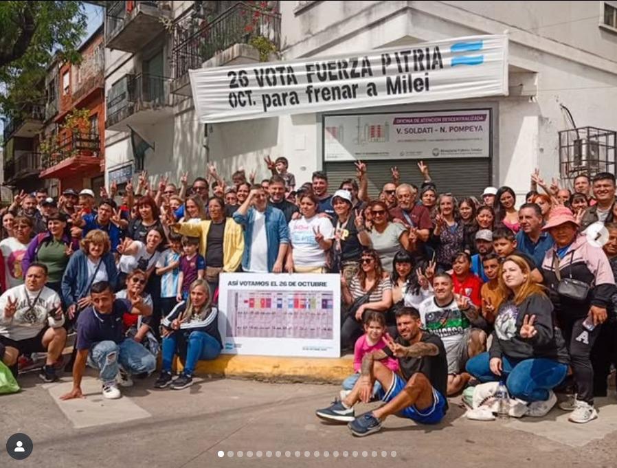 A Milei ellen indított számos kezdeményezés ellenére – mint például a Barrios de Pie városrészi kezdeményezés – pártja lett a legerősebb