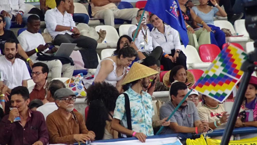 A népek szociális csúcstalálkozójának résztvevői Santa Martában