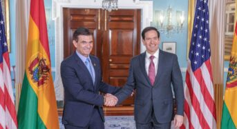 Bolívia politikai fordulatot hajt végre