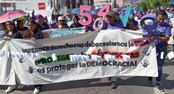 Narancssárga nap Latin-Amerikában: tüntetések a nők elleni gyilkosságok ellen