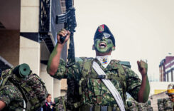 Fegyverkiállítás régi partnerek nélkül