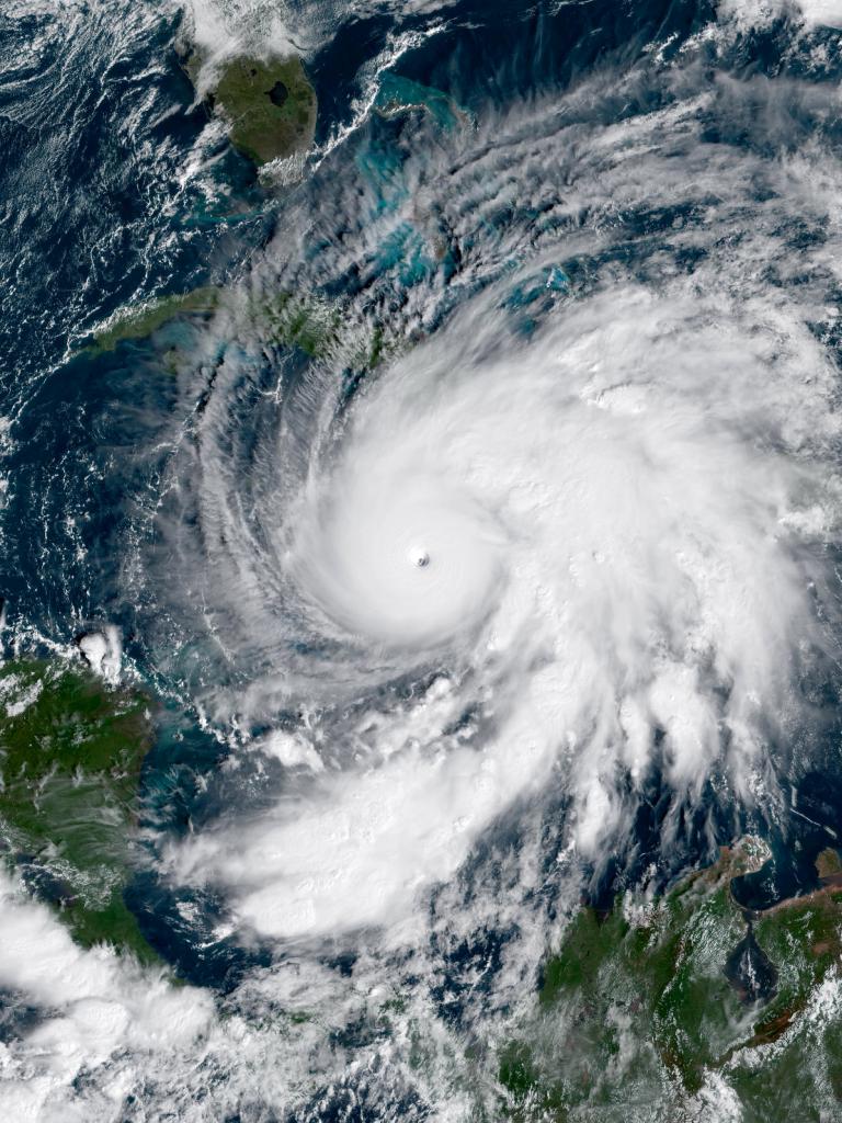 Melissa pusztítást hagyott maga után a Karib-térségben