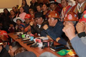 Mario Argollo a keddi ülésen: „Büszkén mondhatjuk: teljesítettük kötelességünket a bolíviai népért, elértük a célt elvtársak”