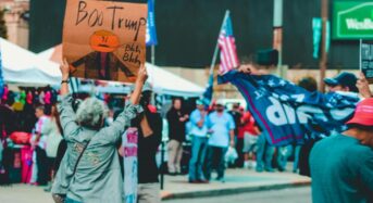 Trump fenyegeti Kolumbiát és Mexikót, Kuba is „bukni fog”