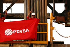 Az olajtermelés a munkások kezében. Ez már nem így van