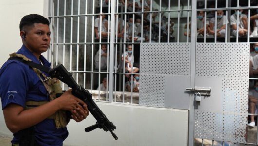 El Salvador: a diktatúra ellenállásba ütközik