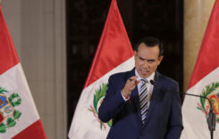 Jéri távozik, a rendszer marad: Peru ideiglenes elnöke leváltva