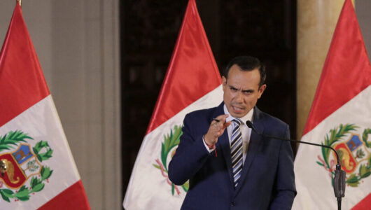 Jéri távozik, a rendszer marad: Peru ideiglenes elnöke leváltva