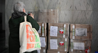 A segélyszállítmányok nem csupán egy csepp a tengerben?