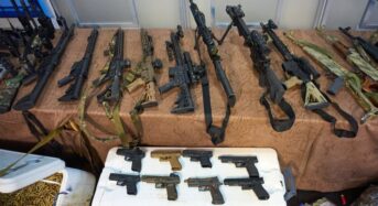 A kontrák visszavágnak: tárgyalások Kuba és az USA között