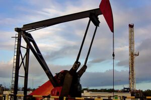 A kőolajtermelés Venezuelában folyik – az USA ellenőrzi az eladást