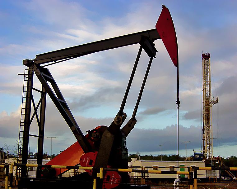 A kőolajtermelés Venezuelában folyik – az USA ellenőrzi az eladást