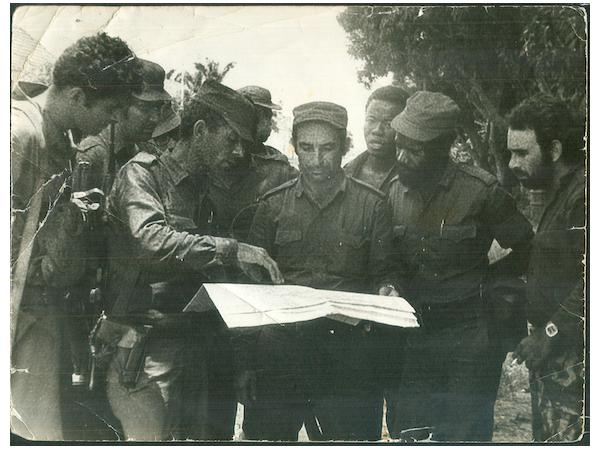 Az angolai és kubai vezérkari főnökök egy katonai offenzíváról tárgyalnak