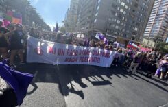 „Egy lépést sem hátra”: több mint félmillióan tüntetnek Chilében a jobboldali kormány ellen