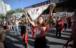 Tiltakozások a feledés ellen Argentínában a katonai puccs 50. évfordulója alkalmából