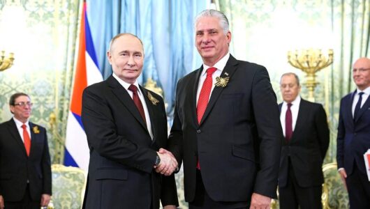 Orosz olajszállító hajó áttöri az Egyesült Államok Kuba elleni olajembargóját