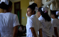 Fehér köpenyek Kubából