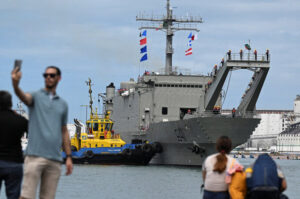 Mexikó is segít Kubának segélyszállítmányokkal hajóval. Az ARM „Papaloapan” kedden indul el a Veracruz kikötőből