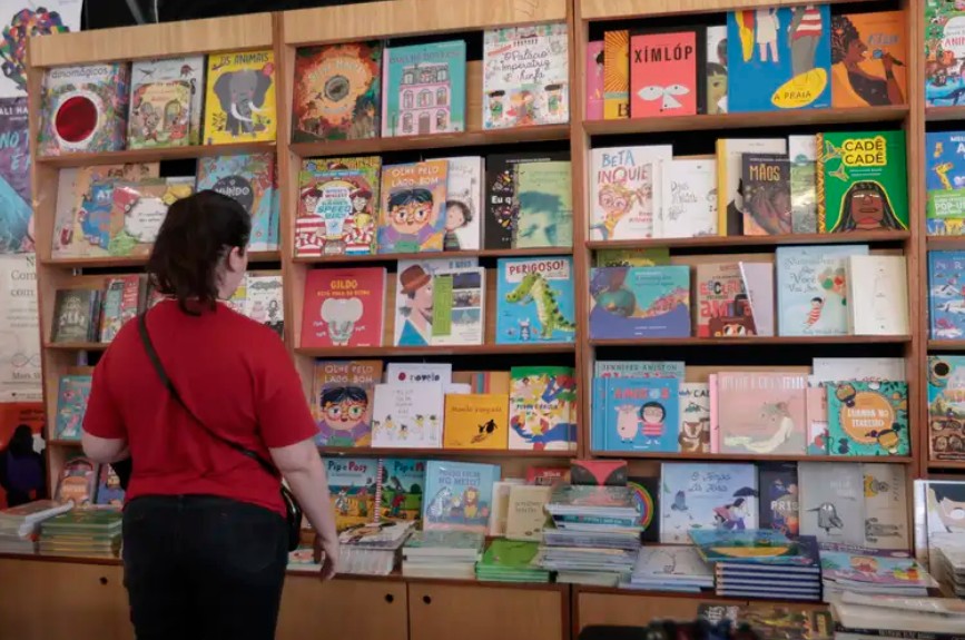 2025-ös könyvvásár a São Pauló-i Pacaembu Stadionban