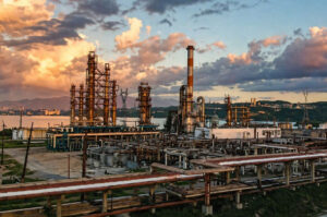 A Santiago de Cuba-i finomítókban fontos kísérleteket hajthatnak végre