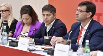 Argentína: Kicillof megerősíti pozícióját Milei baloldali ellenfeleként