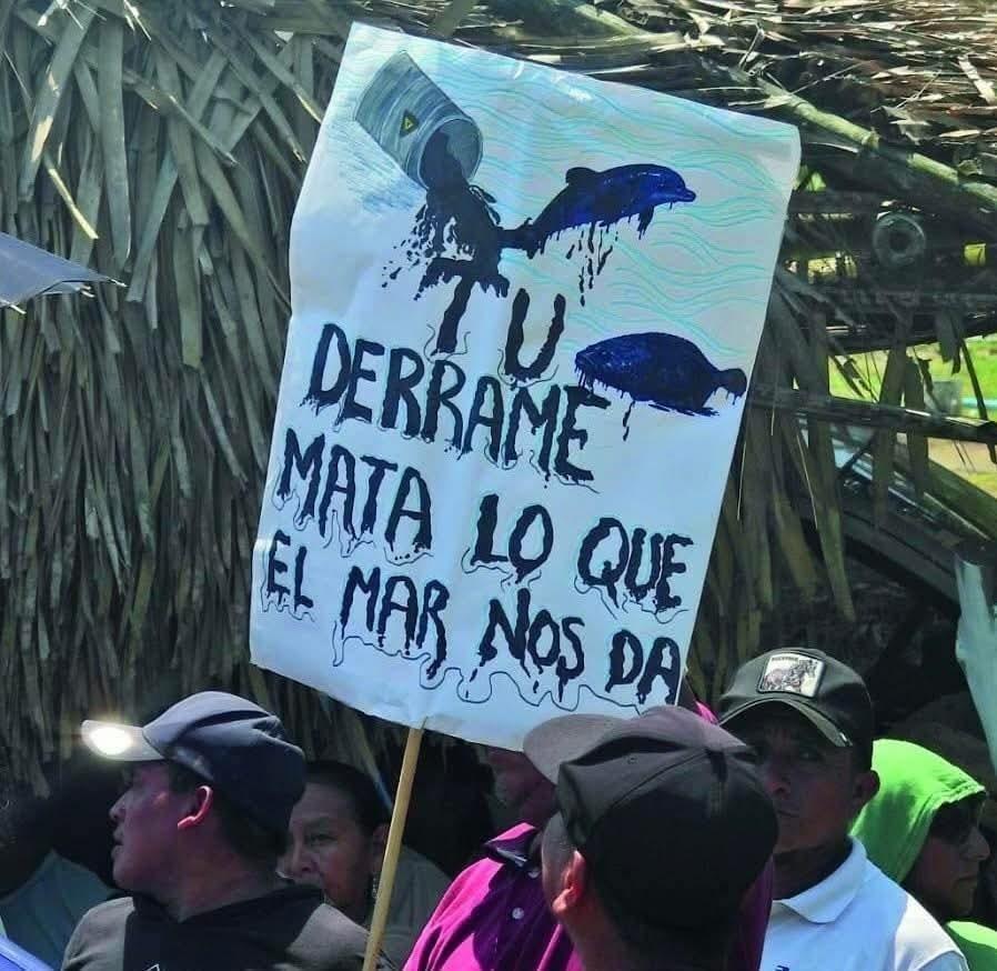 Halászok Veracruzban tiltakoznak a Mexikói-öbölben történt olajszennyezés következményei ellen