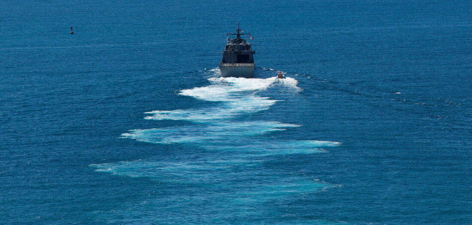 Úgy tűnik, Trump nem akar a gazdasági kényszerintézkedéseknél megállni, haderejét is bevetésre készíti