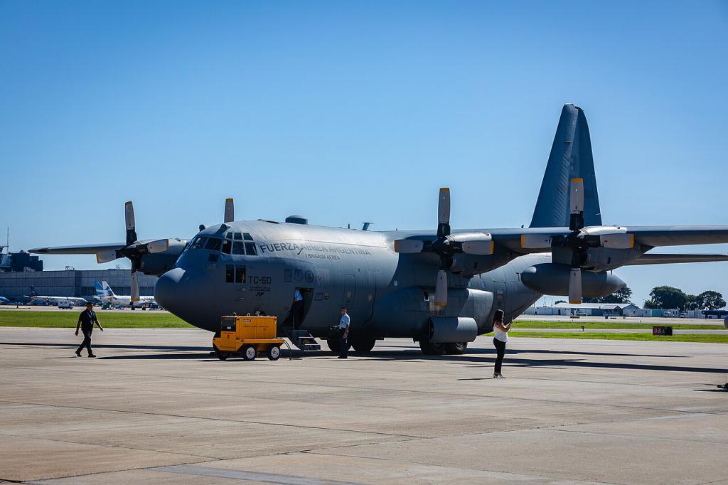 Az argentin légierő egyik Hercules C-130 repülőgépe