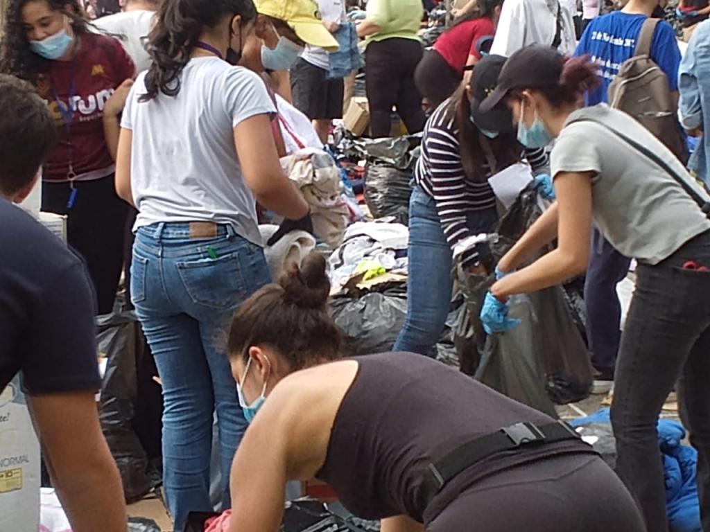 A földrengés után a venezuelai helyi önkormányzati struktúrák nyújtanak jelentős támogatást