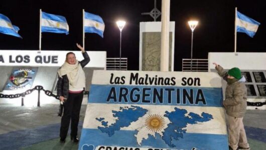 Az argentin válogatott megerősíti igényét a Falkland-szigetekre