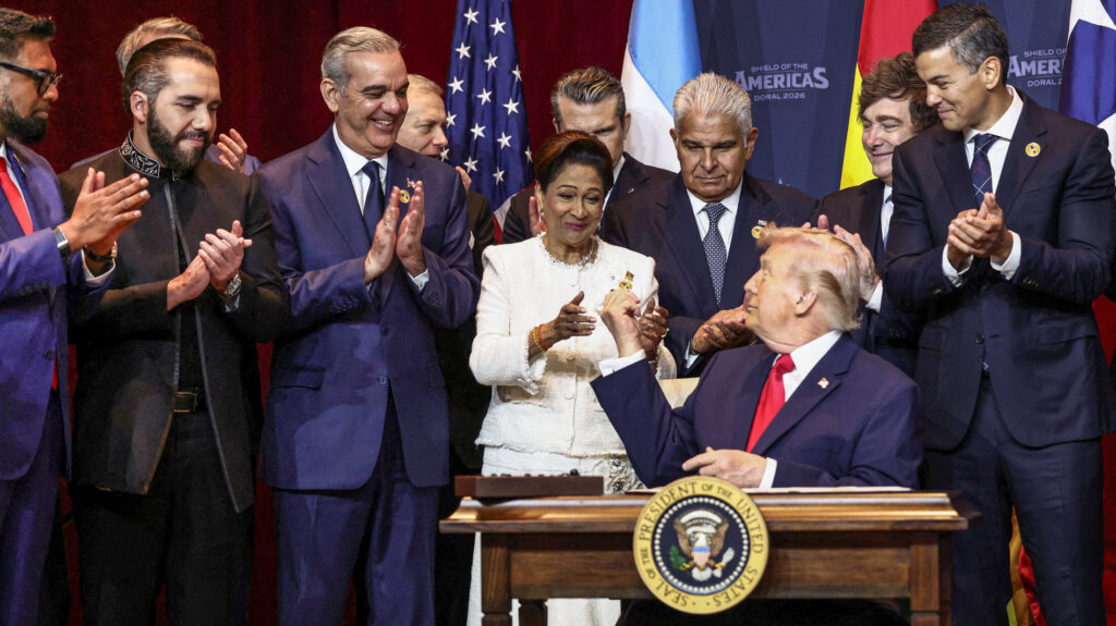 A jelenlegi latin-amerikai jobboldal büszkén mutatja magát Trump uralkodójának vazallusaként