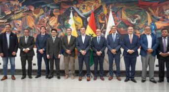 Bolívia: Az OAS-küldöttség párbeszédre szólít fel, Paz bemutatja az új kabinetet