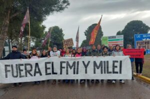 „Ki az IMF-et és Mileit!”