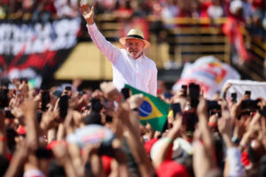 Lula vasárnap harcias hangulatot árasztott a „Május 1.” futballstadionban