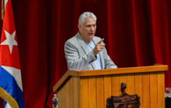 Díaz-Canel „népirtásnak” nevezi az amerikai szankciókat