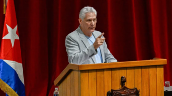 Díaz-Canel „népirtásnak” nevezi az amerikai szankciókat